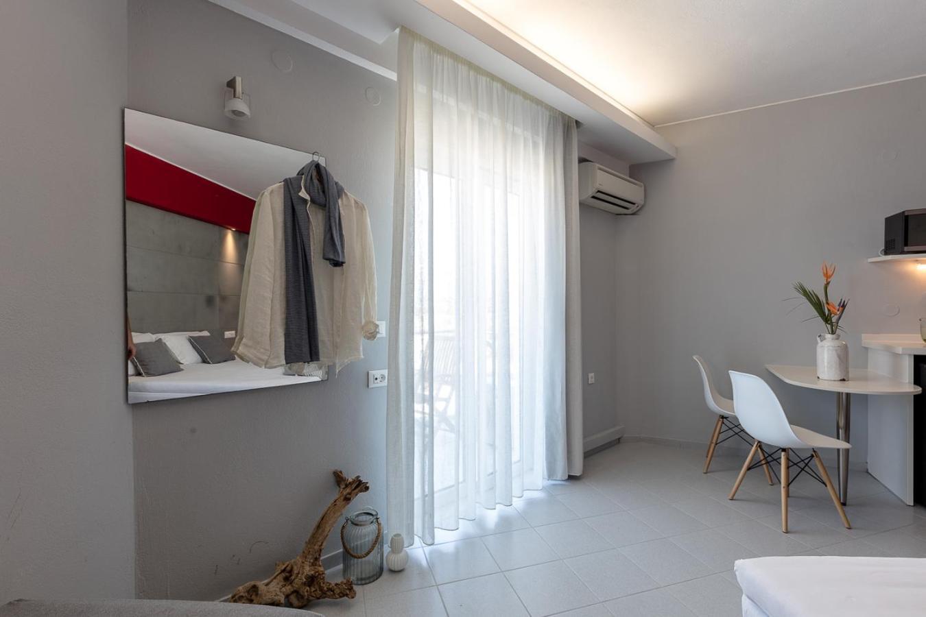 Akrogiali Beach Hotel Apartments Malia  Ngoại thất bức ảnh