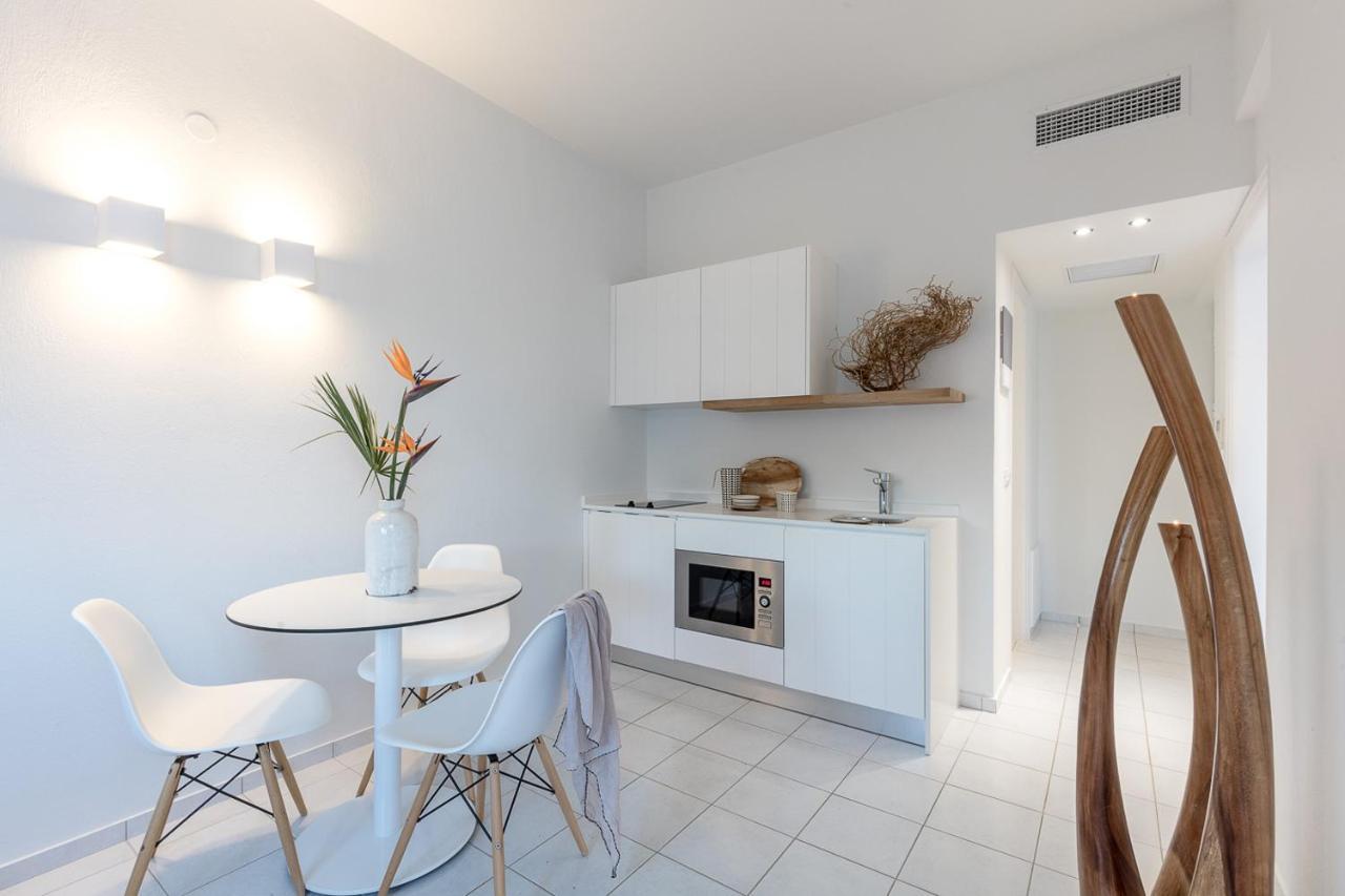 Akrogiali Beach Hotel Apartments Malia  Ngoại thất bức ảnh